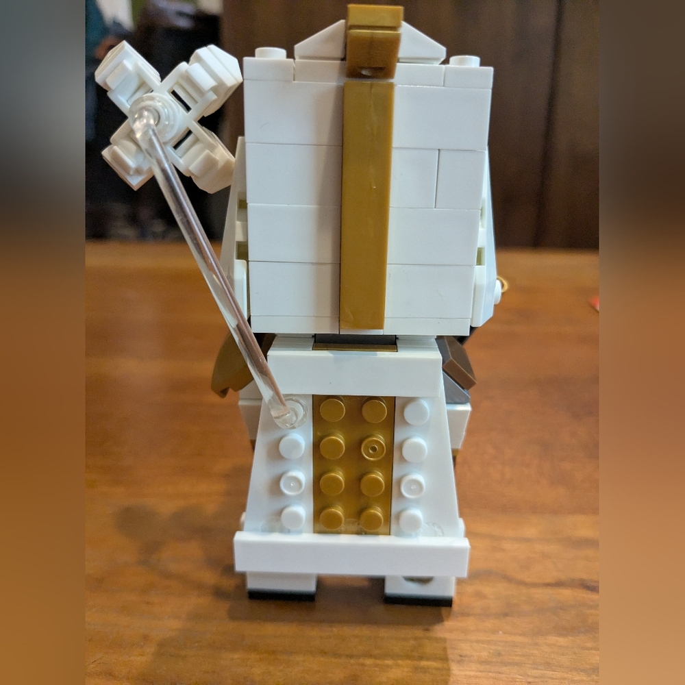 MegaBloks 7 Heroes Set - Hellboy Terminator Destiny He-Man Spock Worf Malcom - Picture 7 of 16